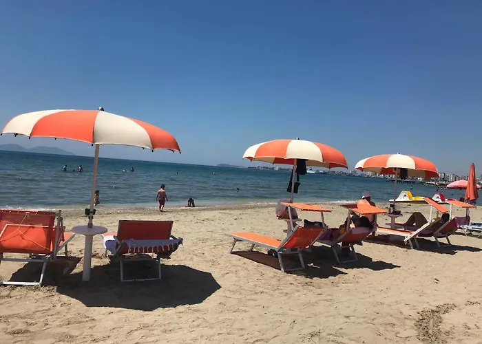Modern In Lungomare, * Wlora