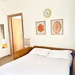 Modern In Lungomare, Apartman *