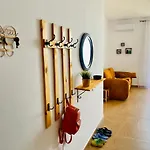 Modern In Lungomare, Vlora