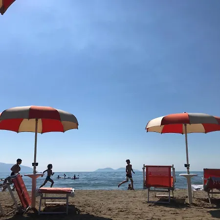 Apartament Modern In Lungomare,