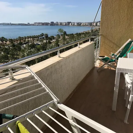 Modern In Lungomare, * Wlora