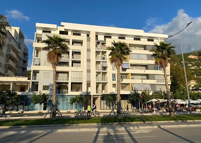 Modern In Lungomare, Appartement *